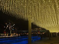 -茅草房·河畔园林火锅