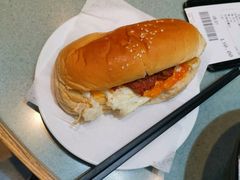 招牌咸牛肉芝士猪仔包-华嫂冰室(尖沙咀店)