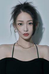 -喜爱高定婚纱摄影