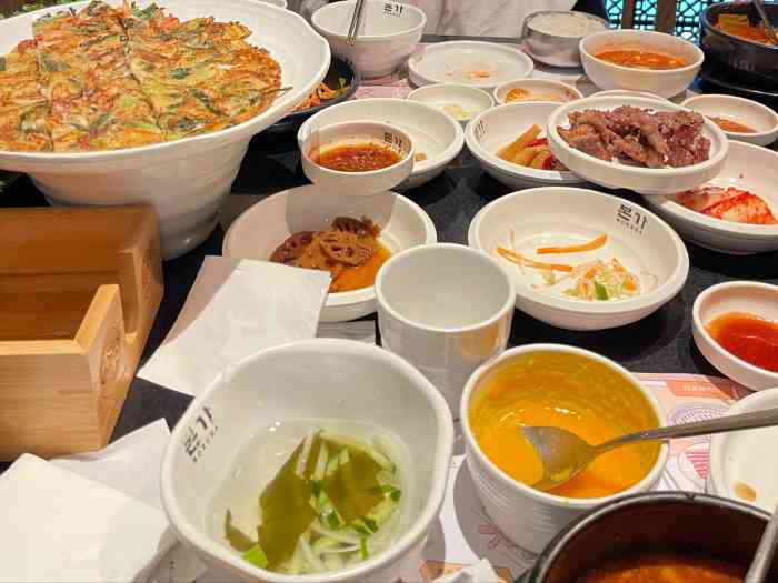 本家韩国料理(金轮大厦店)-"几个朋友在那里搞聚会,东西一般,热量高,.
