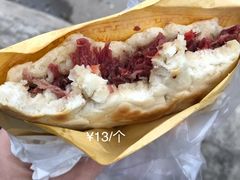 腊牛肉夹馍-杨天玉腊牛羊肉店