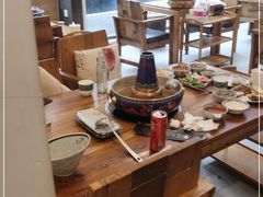 -毛辣果·贵州红酸汤牛肉火锅(西单店)