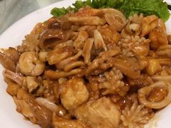 -肘子酥·天津菜·特色捞面(德云社店)