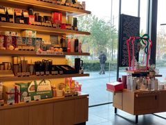 -星巴克臻选(上海长风大悦城店)