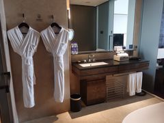 -广州天河希尔顿酒店