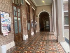 -香港大学