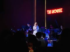 -TZ House音乐现场(来福士中心店)