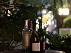 -SISTERS BAR RESTAURANT川意酒馆(嘉善老市H楼店)