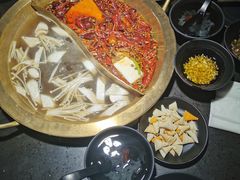 -锅说大脸毛肚重庆老火锅(佐阾店)