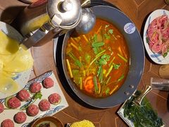 -贵厨酸汤牛肉(花果园国际中心店)