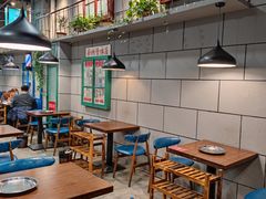 -超越炭火牛蛙火锅鸡(河东店)
