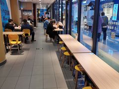 用餐区-麦当劳(石家庄北国店)