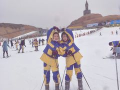 -采薇庄园四季滑雪场