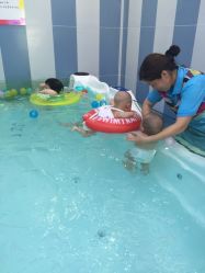 点击看大图 -Pony Baby宝尼婴幼儿游泳SPA馆