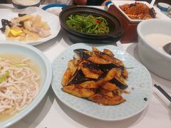 -梅飞酒家(名辉豪庭店)