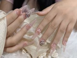 -馨儿·美甲美睫