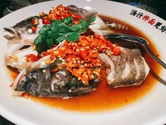 剁椒嫩鱼头-湘阁里辣(南联锦泰城店)