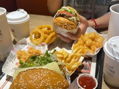 -The Habit Burger Grill 哈比特汉堡(复兴soho店)