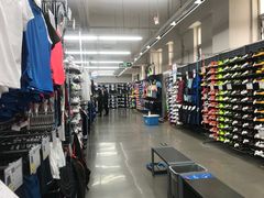 -迪卡侬(西三旗店)