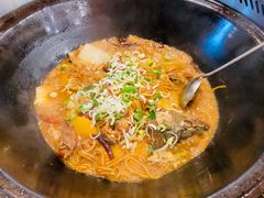 -关东情铁锅炖(迎春大街店)