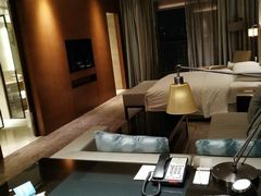 -广州汇华希尔顿逸林酒店