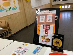 -华莱士·全鸡汉堡(郭巷3店)