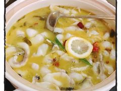 -臻吃客主题餐厅(人民路店)
