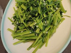 清炒当季时蔬-望乡楼上海菜(日月光店)