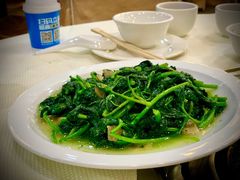 -渝君重庆火锅(嘉宾路店)