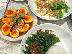 -Kub Kao Kub Pla (Terminal21)