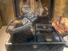 -CHANEL(ifs国际金融店)