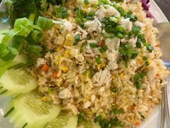 蟹肉炒饭-Chom Cafe and Restaurant