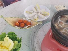-墨脱石锅椰子鸡•海鲜糟粕醋(榆亚路店)