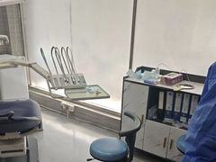 -上海仁爱医院口腔科 · 种植