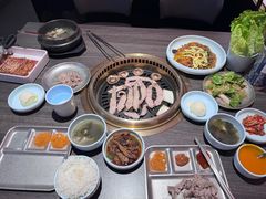 -肉百万·快乐炭烤(莞城万科店)