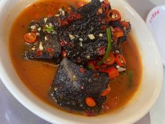 -独一佳老胡湘菜馆(矿山路店)