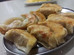 玉米鲜肉煎饺-芬芳甜品(同福路店)
