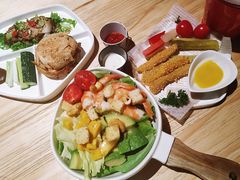 -晃晃悠悠酒肉合作社