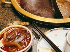 -小天鹅火锅·一线江景洪鼎旗舰店(洪崖洞店)