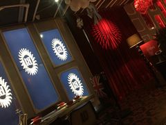 B.one彼湾映像餐厅-JUKEBOX玖部音乐餐厅(华侨城店)