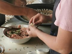 -九区锅贴店