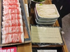 -井格重庆火锅(西直门凯德Mall店)