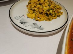 荷叶尖炒鸡蛋-解家河南菜(商鼎路店)