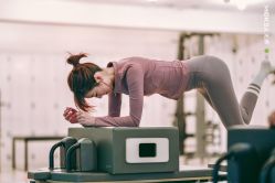 -无界瑜伽普拉提