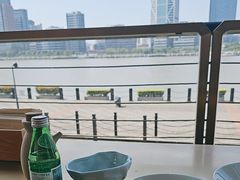 -蟹家大院 · 独揽江景(滨江店)