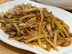 有机土豆条瓦罐肉-加顺农场餐厅