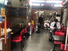 大堂-丽影重庆小面(定西路店)