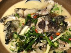 -小洞天柴火土菜馆