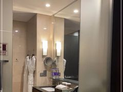 -广州天河希尔顿酒店