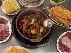-胡须佬鸡煲四季火锅店(石厦西村直营店)